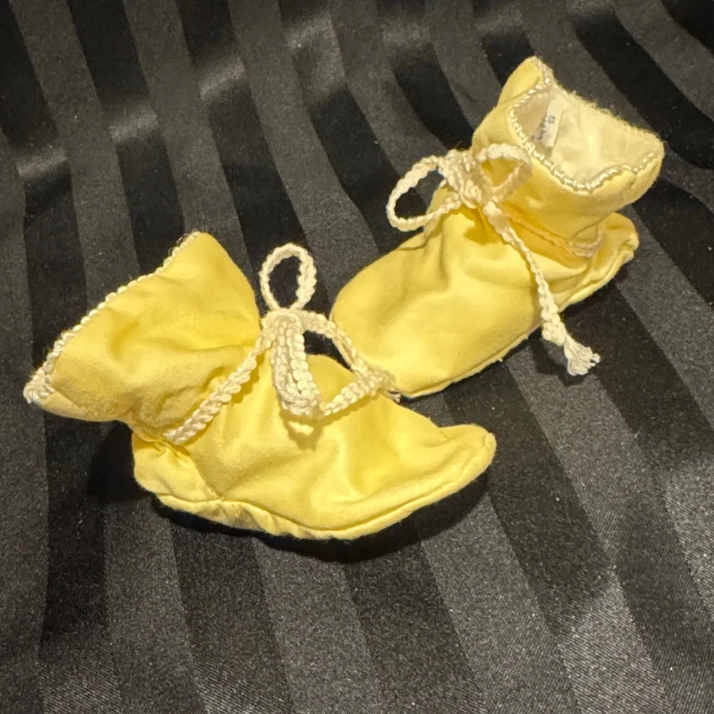 Baby BOOTEE by PATEE from the 1960’s- Yellow